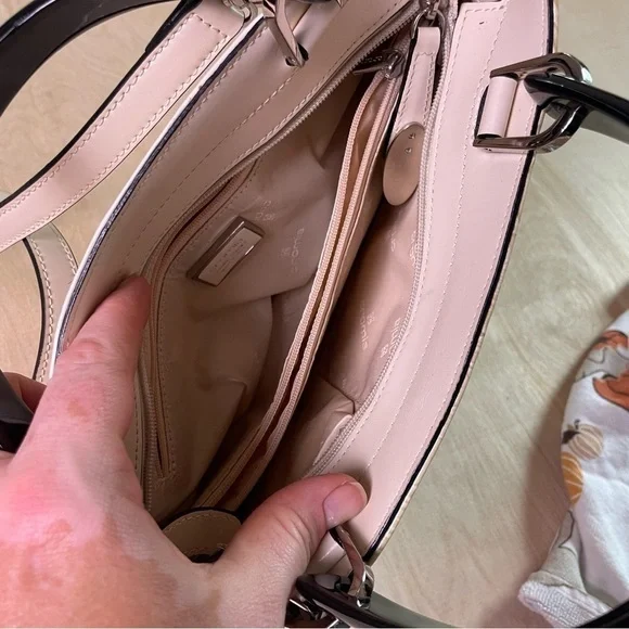 Italian Leather Luxurious Cromia handbag medium size winter white - Picture 6 of 9